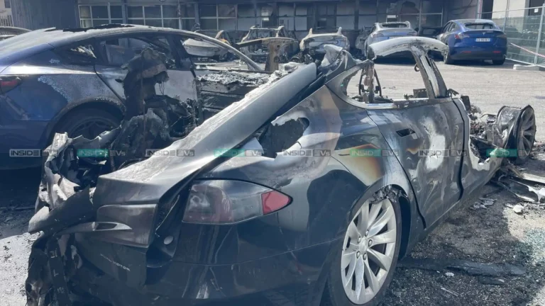 31032025 tesla vozilo pozar