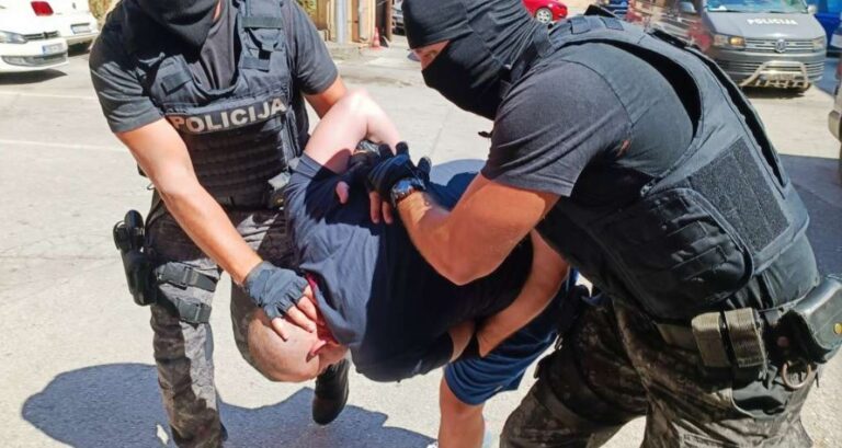 Policija