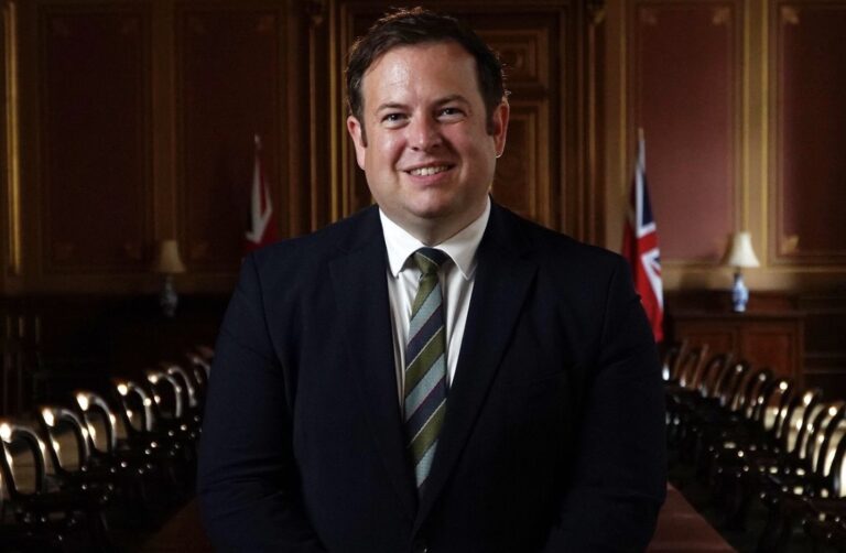 Britanski ministar za Evropu oglasio se na X platformi o Dodiku: Zabrinut sam i šokiran što vidim ovo
