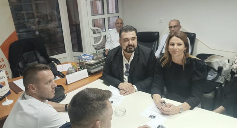 DF TK ko bi i ne bi da bude u vlasti TK. Iza cijele priče kao i uvijek krije se zapošljavanje stranačkih kadrova?