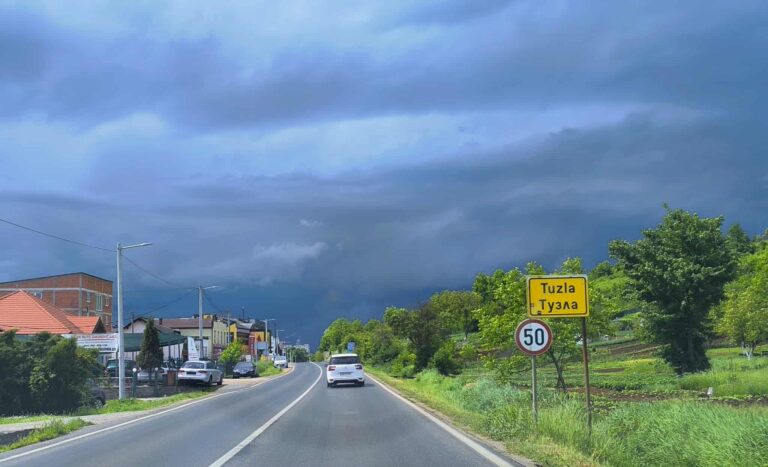 Zima na pomolu, meteorolozi upozoravaju: Početak oktobra donosi snijeg i mraz