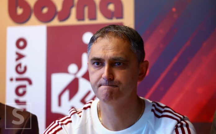 Dario Gjergja tokom utakmice košarkaške reprezentacije Bosne i Hercegovine protiv Litvanije