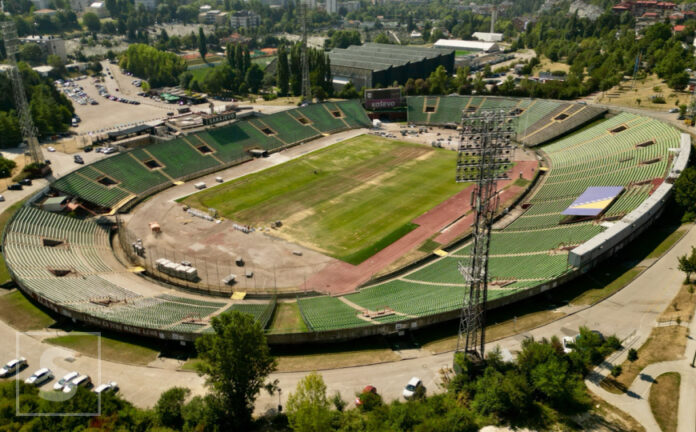 Teren stadiona Asim Ferhatović Hase u Sarajevu prije odluke o domaćinstvu FK Sarajeva