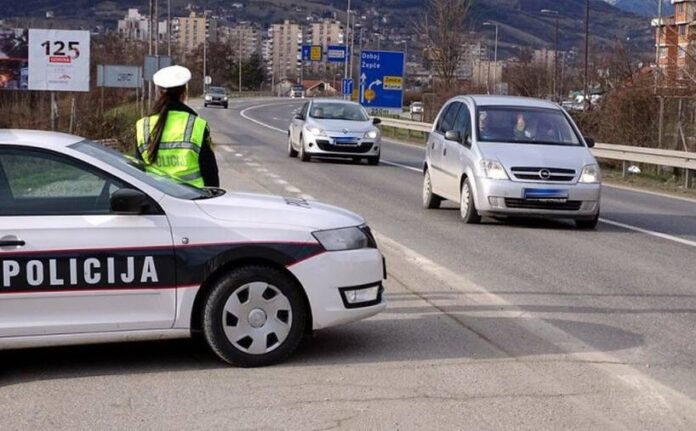 Mjesto saobraćajne nesreće na regionalnom putu Breza–Vareš