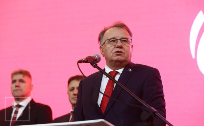 Bakir Izetbegović i predstavnici SDP-a u političkoj raspravi o karakteru rata u Bosni i Hercegovini