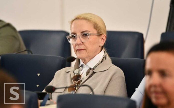Sebija Izetbegović nakon presude Općinskog suda u Sarajevu protiv UNSA-e