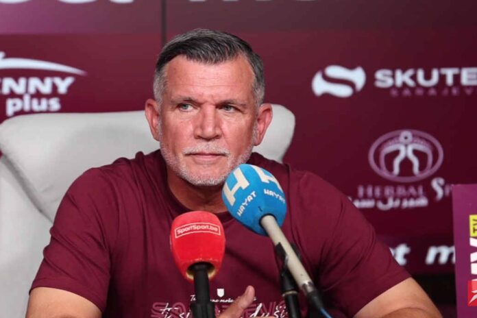Zoran Zekić na konferenciji za medije pred povratak Sarajeva na Koševo