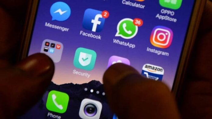 Dijete koristi internet dok UNICEF upozorava na online seksualno zlostavljanje