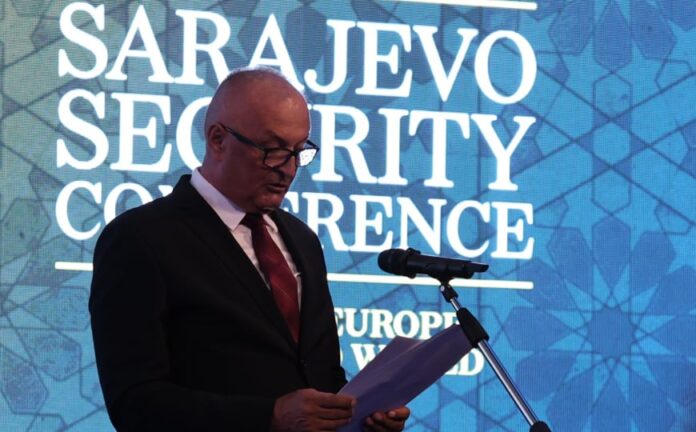 Zukan Helez govori na Sarajevskoj sigurnosnoj konferenciji u Vijećnici