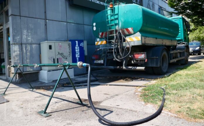 Stanovnici Jarčedola čekaju obnovu vodosnabdijevanja