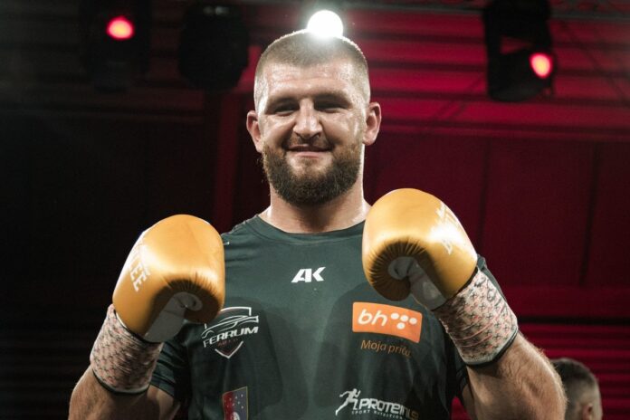 Ahmed Krnjić nakon osvajanja WBC Silver International pojasa u Novom Pazaru