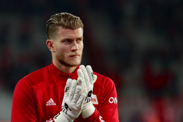 Loris Karius brani za Schalke na utakmici Bundeslige