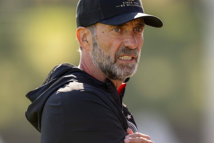 Bambase Conte u dresu Hoffenheima tokom fudbalske utakmice