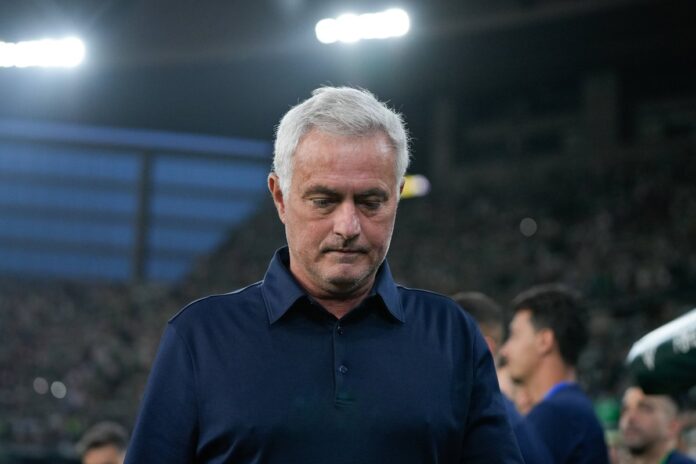 Jose Mourinho tokom utakmice Real Madrida pred duel s Interom