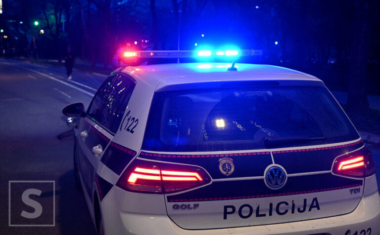 Policija i Hitna pomoć na mjestu nesreće u Donjoj Koprivni