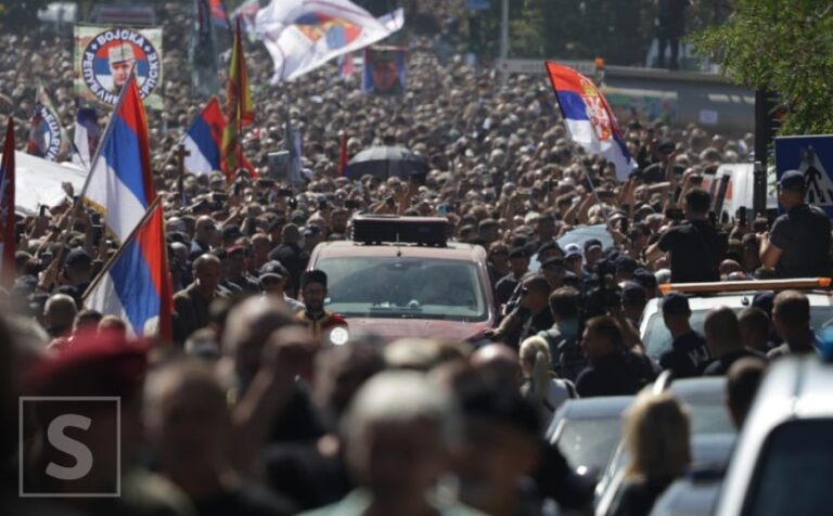 Vojne i državne počasti tokom sahrane Ratka Mladića u Beogradu