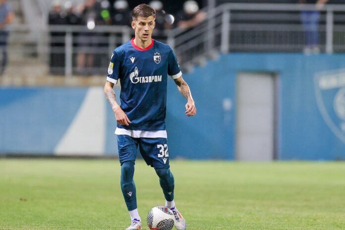 Luka Ilić tokom fudbalske utakmice