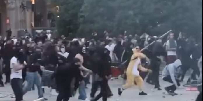 Policija interveniše tokom nereda i protesta u Milanu