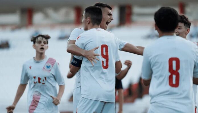 Juniori Zrinjskog protiv PAOK-a otvaraju novi evropski izazov - Facebook Juniori Zrinjskog pred utakmicu protiv PAOK-a u Mostaru
