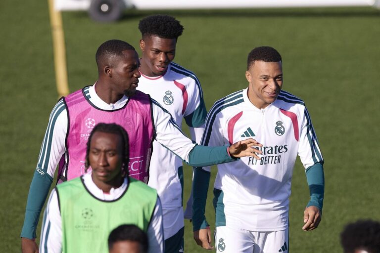Aurelien Tchouameni i Federico Valverde u dresovima Real Madrida