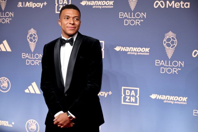 Kylian Mbappe u dresu Real Madrida nakon kontroverze u Kini