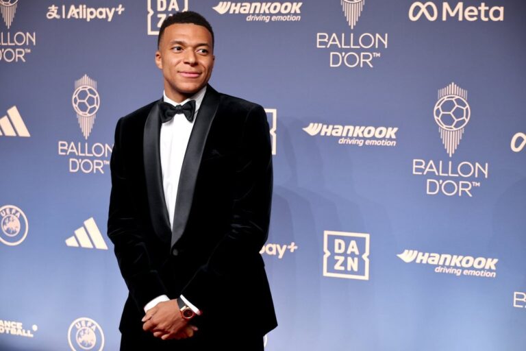 Kylian Mbappe u dresu Real Madrida nakon kontroverze u Kini