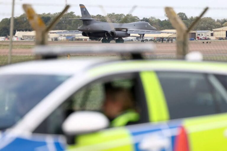 Američki bombarderi u zračnoj bazi RAF Fairford