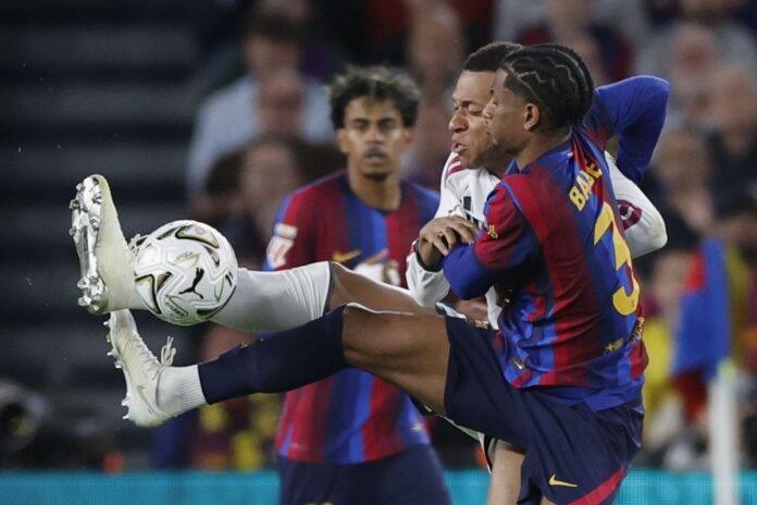 Kylian Mbappe u dresu Real Madrida tokom utakmice La Lige