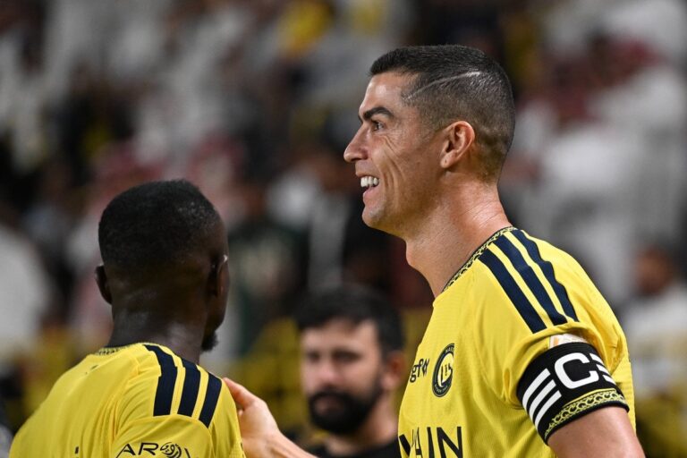 Cristiano Ronaldo sa priznanjem za najbolje izdanje Zlatne lopte