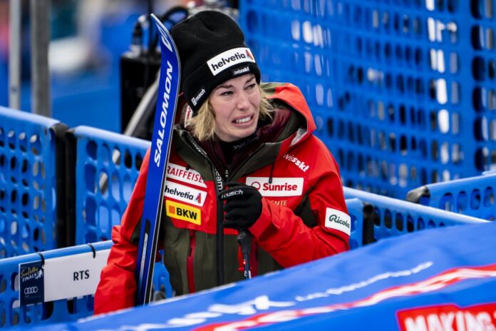 Michelle Gisin na skijaškoj stazi tokom takmičenja