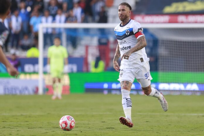 Sergio Ramos tokom fudbalske utakmice u dresu Real Madrida