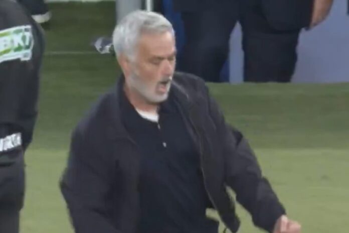 Jose Mourinho slavi Mbappeov pogodak protiv Barcelone Jose Mourinho slavi Mbappeov pogodak protiv Barcelone