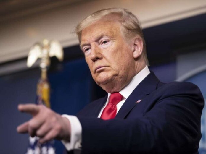 Donald Tramp tokom obraćanja o Ukrajini i napadima na ruske rafinerije
