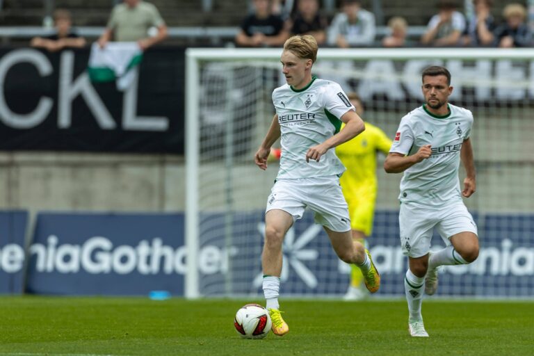 Edin Biber tokom utakmice Borussije Monchengladbach