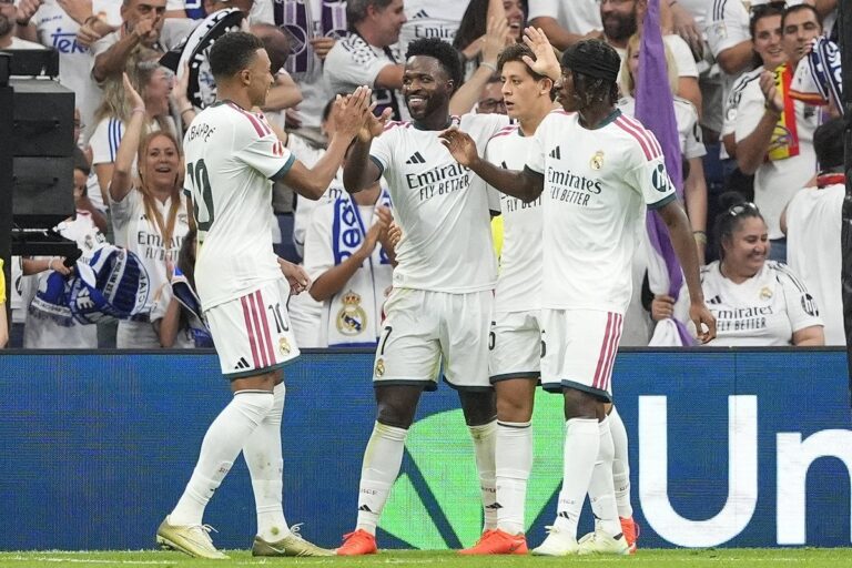 Yan Diomande u dresu Real Madrida tokom fudbalske utakmice
